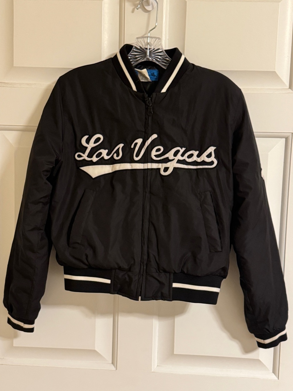 Vintage 90s Vision Sports Wear Las Vegas Puffer Bomber Jacket Black